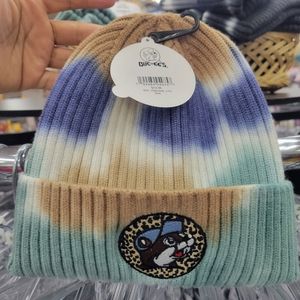 Buc-ees Tye Dye Beanier W Leopard